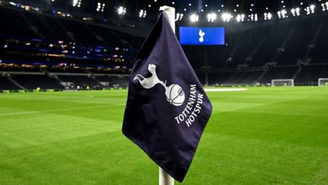 A corner flag at the Tottenham Hotspur stadium