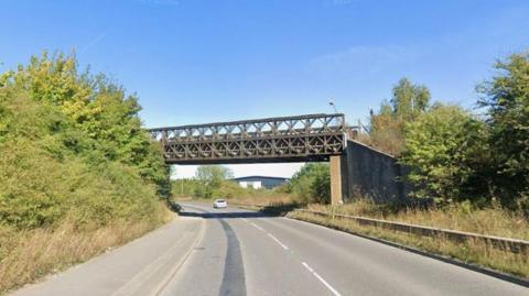Bridge over Erin Road in Chesterfield