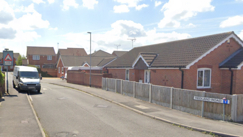 Bungalows and houses on Redland Road