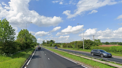 A34 Stone Road, a duel carriageway with a grassy central reservation