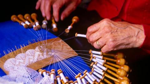 Bobbin lace-making