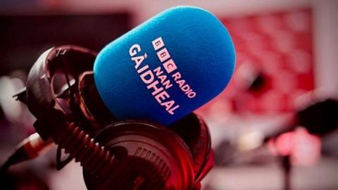 Mic BBC Radio nan Gàidheal