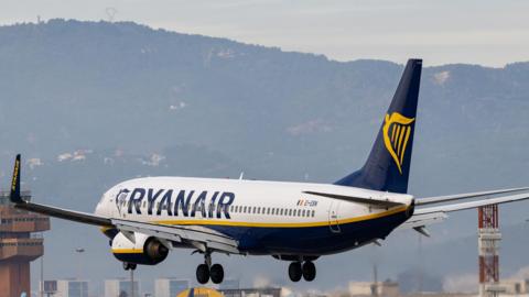 A Ryanair plane.