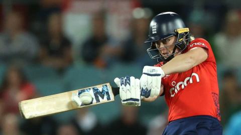 Heather Knight batting for England