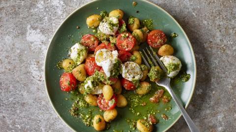 Crispy gnocchi caprese salad