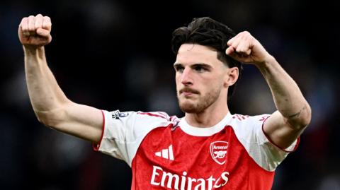 Declan Rice celebrates
