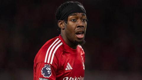 Anthony Elanga playing for Nottingham Forest