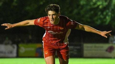 Charlie Warren scores for Felixstowe & Walton United