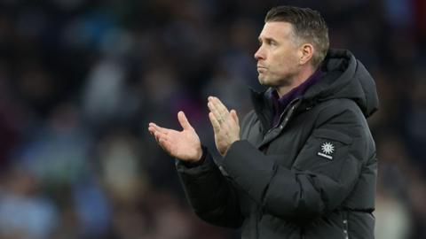 Rob Edwards applauds