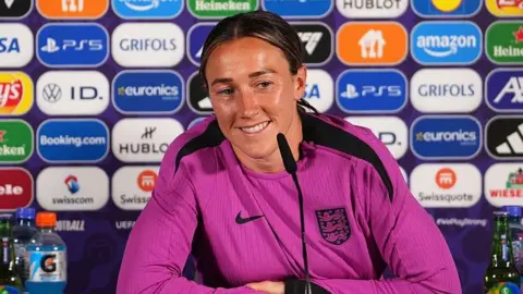 Lucy Bronze
