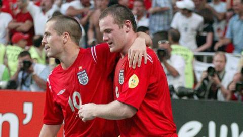 Michael Owen and Wayne Rooney