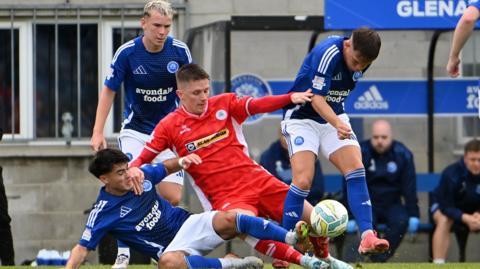 Action from Glenavon v Cliftonville