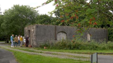 Talla an t-Seann Mhuilinn am Baile Mac Ara 