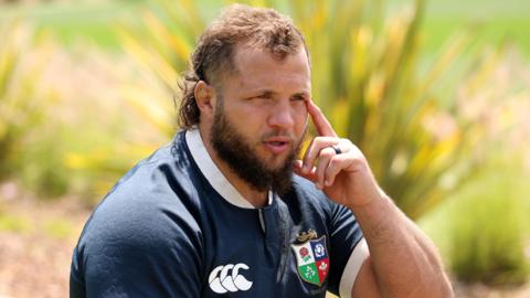 Pierre Schoeman in Lions training