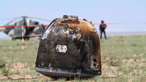 China Chang'e-6 Moon probe lands back on Earth