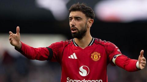 Manchester United captain Bruno Fernandes 