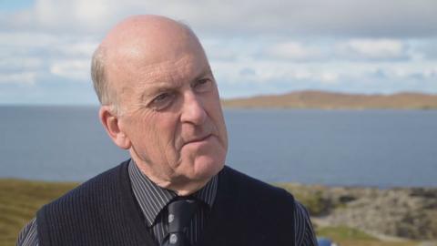 An Comh. Ùisdean Robasdan