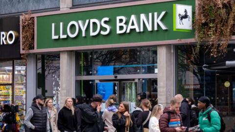 A Lloyds bank branch
