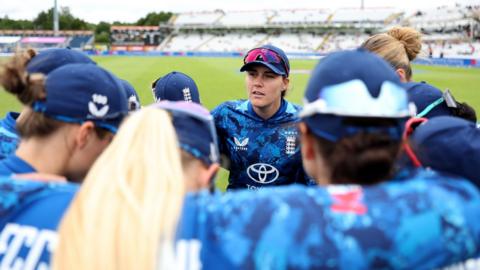 England women's cricket team in a huddle before the third ODI against India