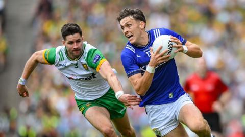 David Clifford holds off Brendan McCole