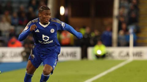 Leicester City's Abdul Fatawu in action