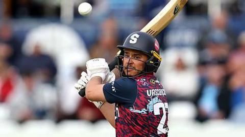 Ricardo Vasconcelos cuts the ball away during a T20 Blast game