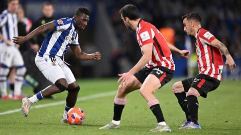 Hamari Traore of Real Sociedad, Inigo Lekue of Athletic Club, Alex Berenguer of Athletic Club during the La Liga EA Sports match between Real Sociedad v Athletic Bilbao.