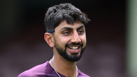 England's Shoaib Bashir during training at the Sydney Cricket Ground