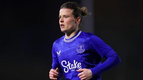 Hayley Ladd playing for Everton 