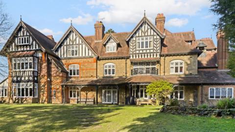 Site of former school in Surrey Hills