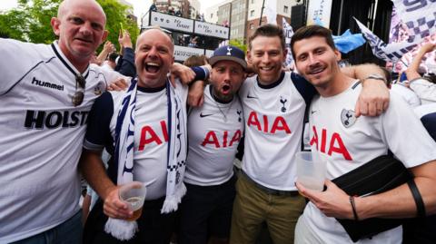 Tottenham fans in Bilbao
