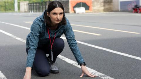 Hannah McKirdy mar Ms Dallas