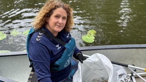 Chantelle Grundy from Paddle UK in a canoe on the Nottingham Canal