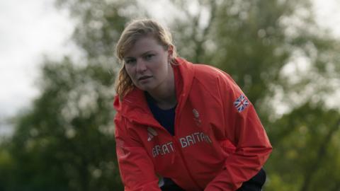 Tess Howard MBE, playing hockey