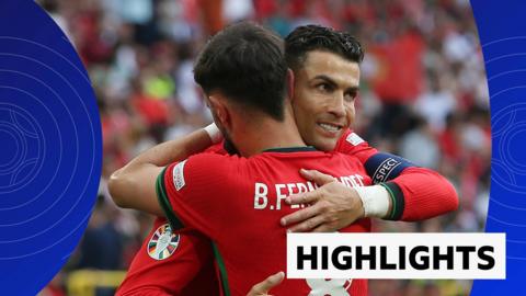 Bruno Fernandes and Cristiano Ronaldo hugging