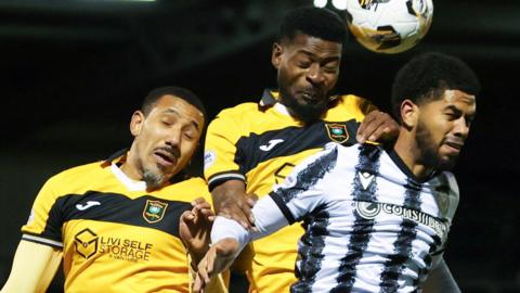 St Mirren v Livingston