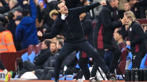 Aston Villa manager Unai Emery celebrates 