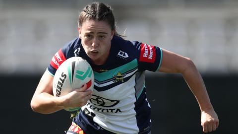 Fran Goldthorp in action for North Queensland Cowboys