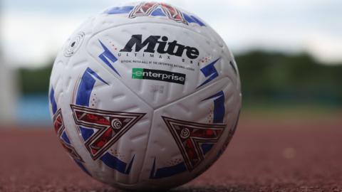 A general image of a National League matchball