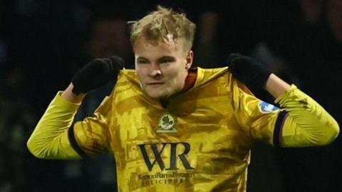 Andri Guðjohnsen of Blackburn Rovers celebrates