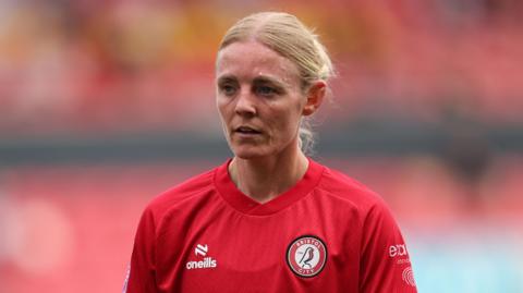 Sophie Ingle in Bristol City kit