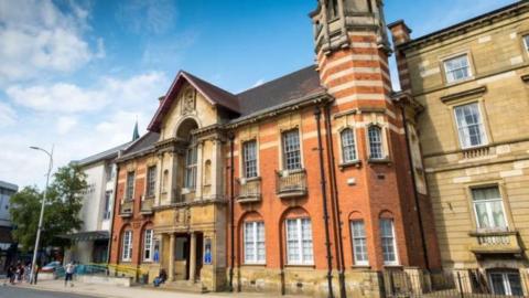 Hull Central Library