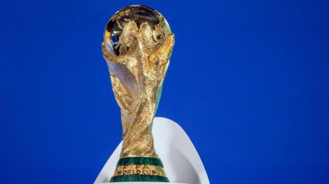 world cup 2026 trophy.
