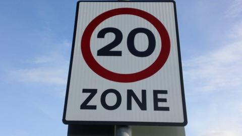 20mph sign