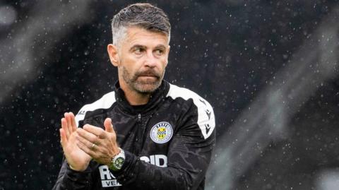 St Mirren manager Stephen Robinson