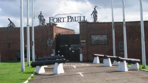 Fort Paull