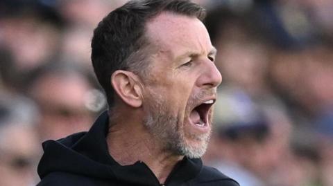 Gary Rowett shouting