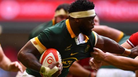 Siya Kolisi in action against Wales in 2023