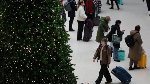 Christmas tree at station