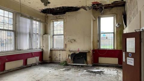 An empty unit at Bingley railway station